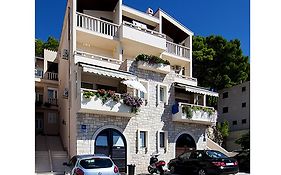 Apartments Kartulina